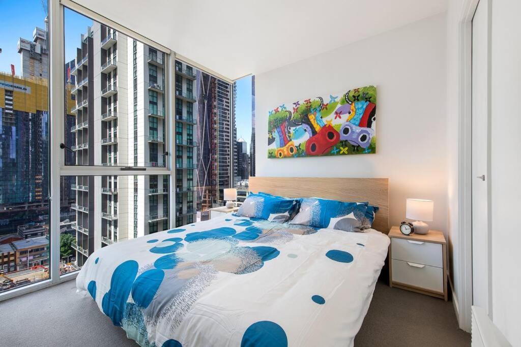 Apartment 2br 2ba Cbd Retreat-best Location - 1 Car Space *