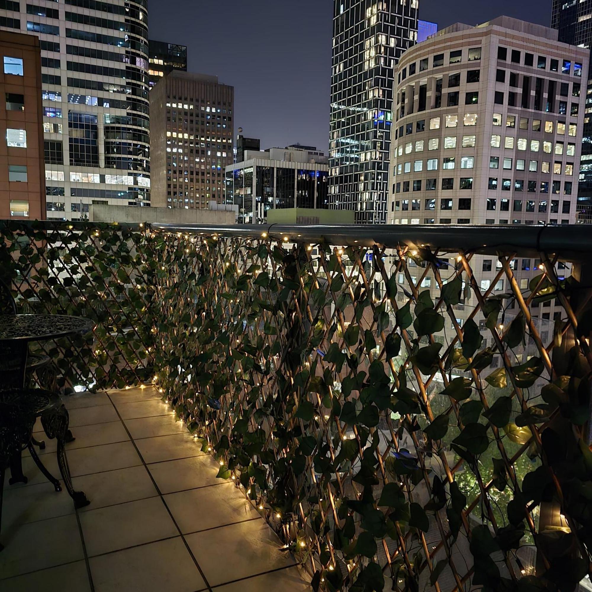 Luxuriq On Bourke Apartment *
