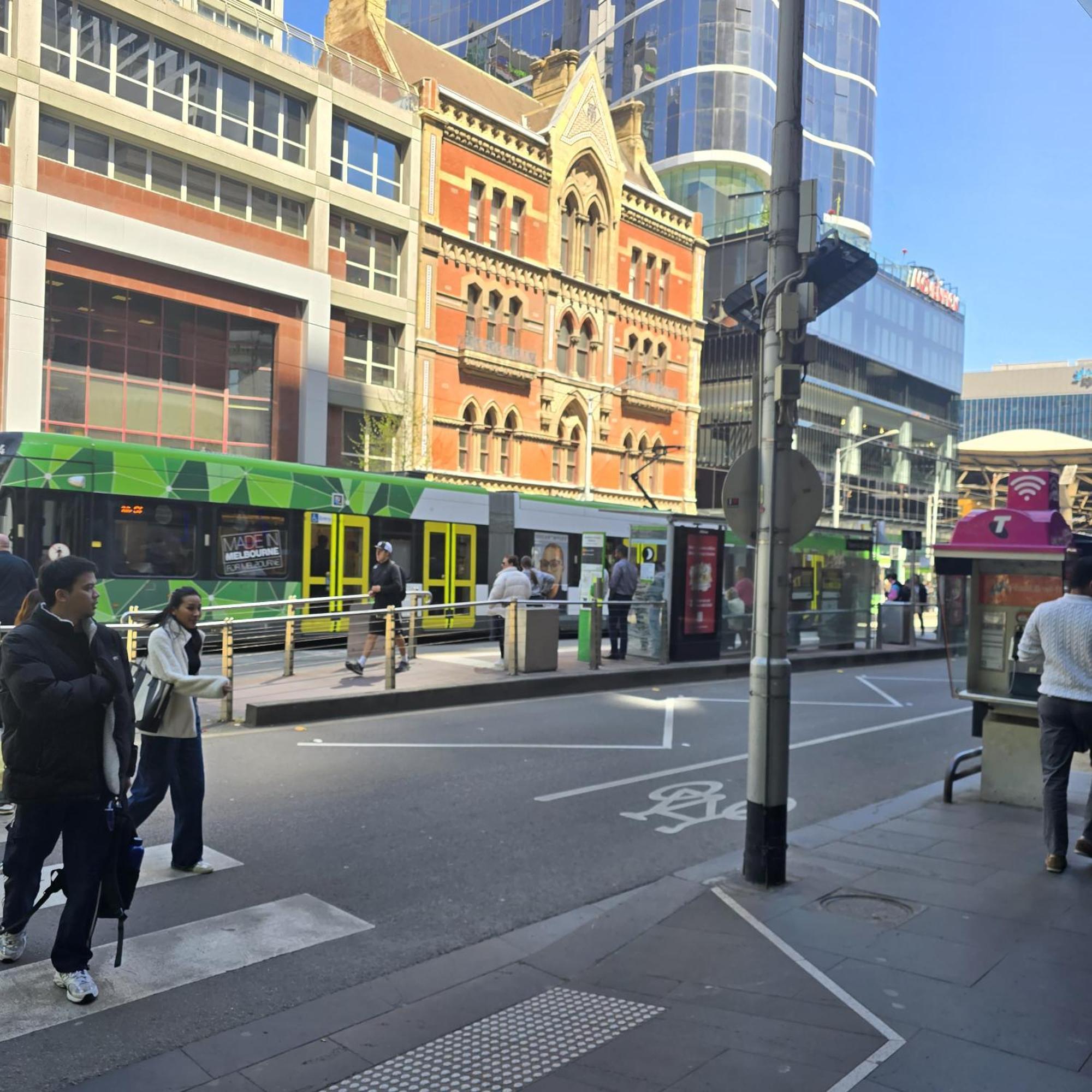 Luxuriq On Bourke * Melbourne