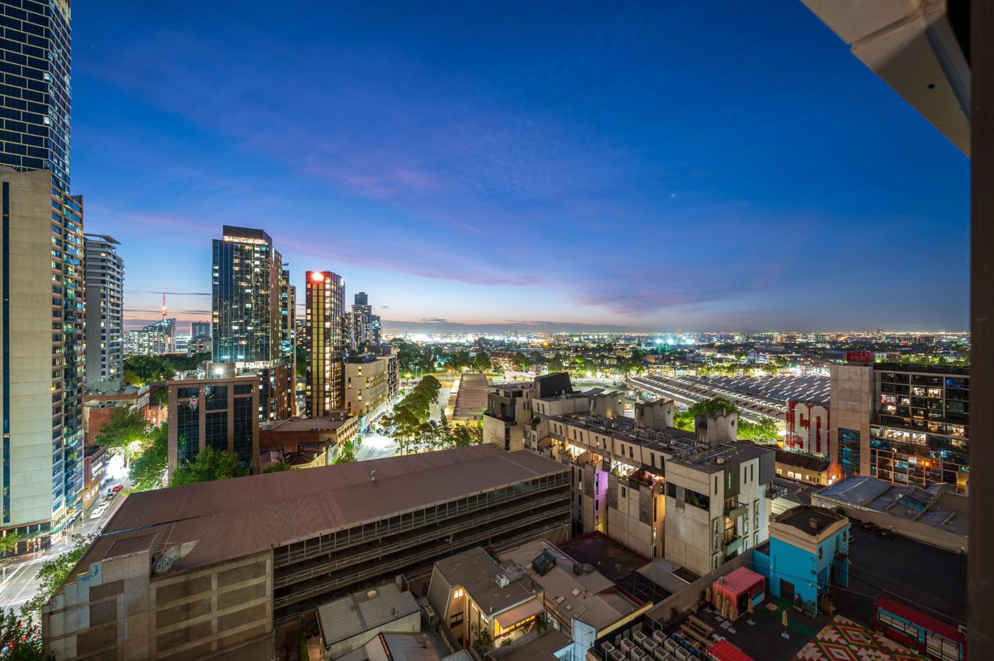 Park Views Cbd Retreat - 1 Car Space Apartment Melbourne