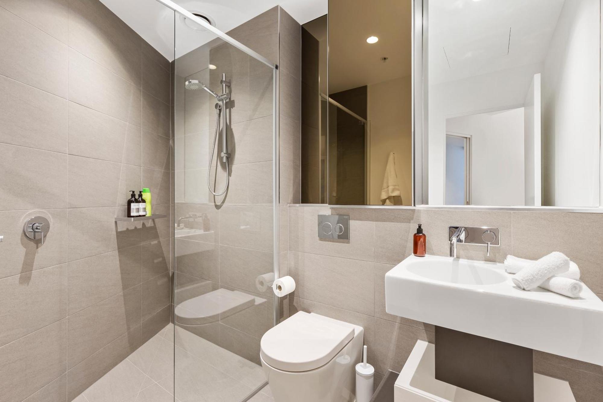 Stylish & Modern In West Side Place W Balcony Melbourne