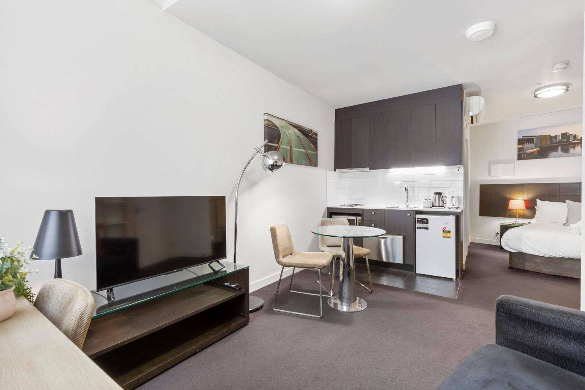 Cozy 1br Apt In Downtown W Wi-fi Apartment Melbourne