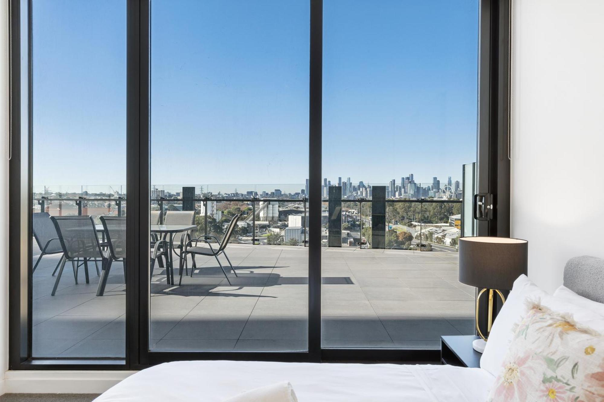 Apartment Stunning River & Views And Huge Balcony! Melbourne