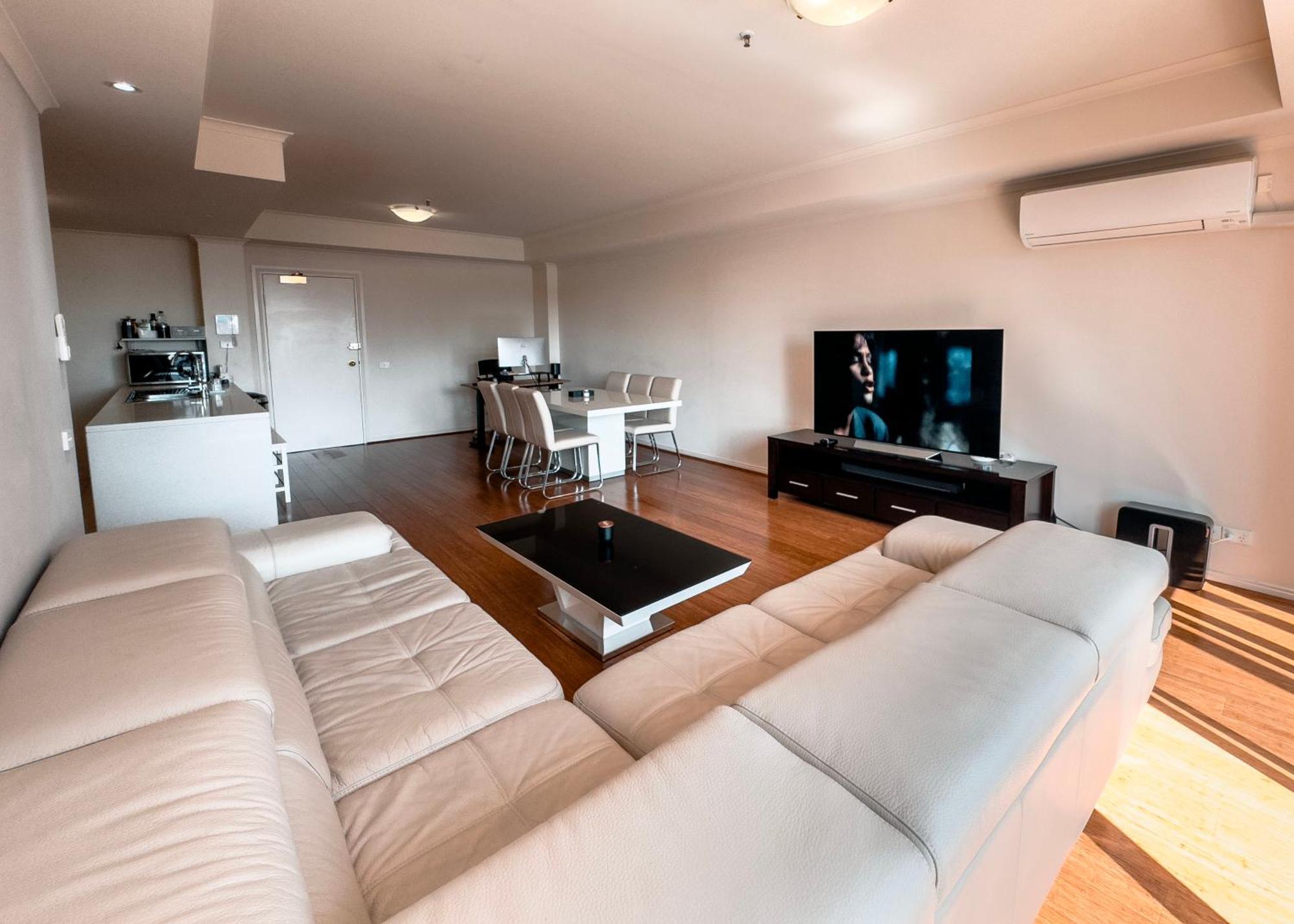 Centre Gem Right Next Crown Apartment Melbourne
