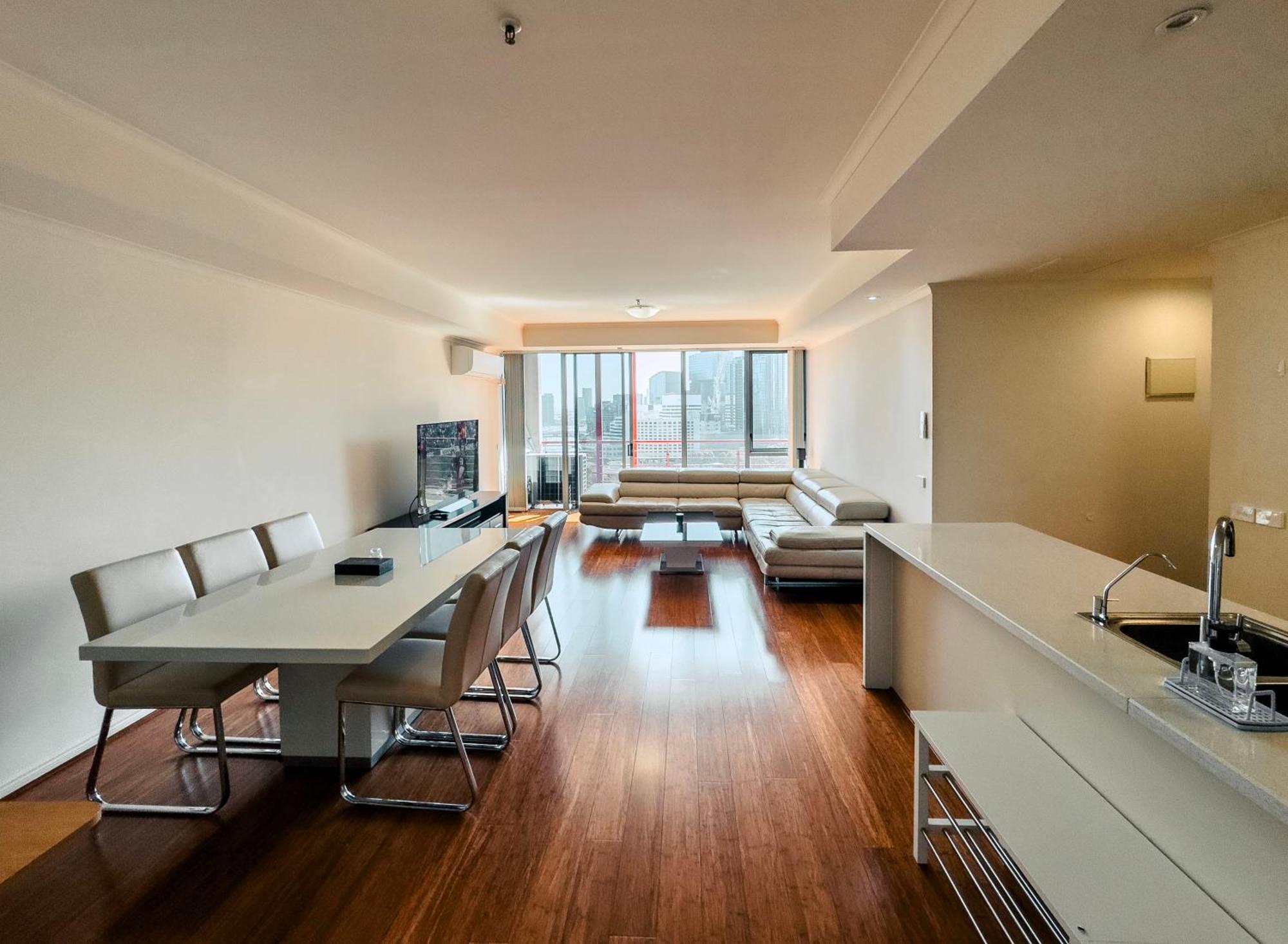 Apartment Centre Gem Right Next Crown