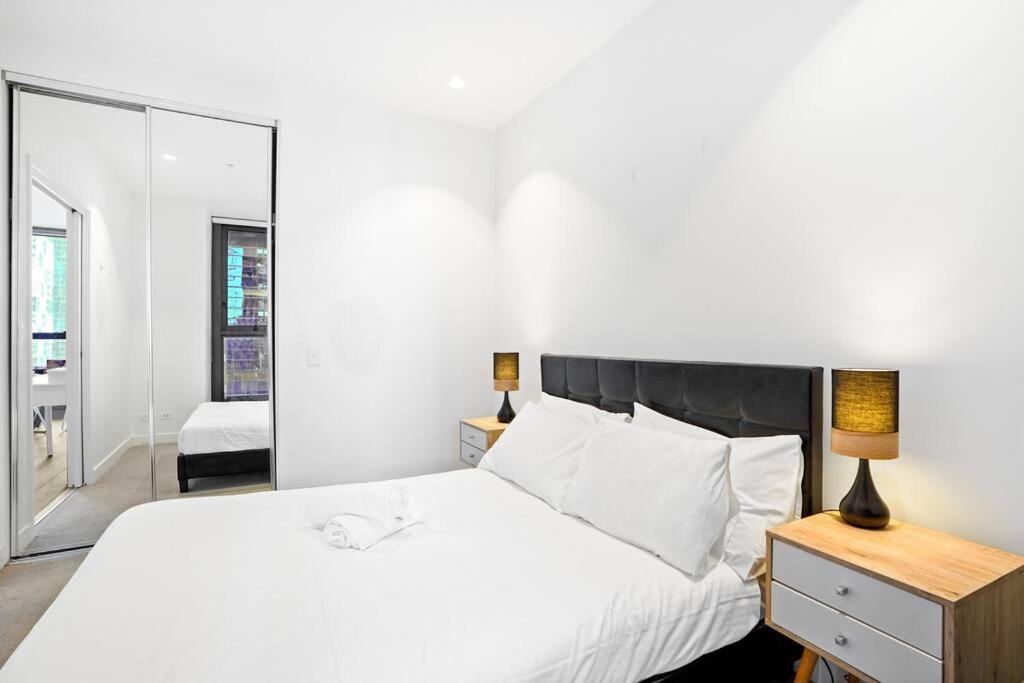 Modern & Stunning In Cbd-close To Everything 2b1b *