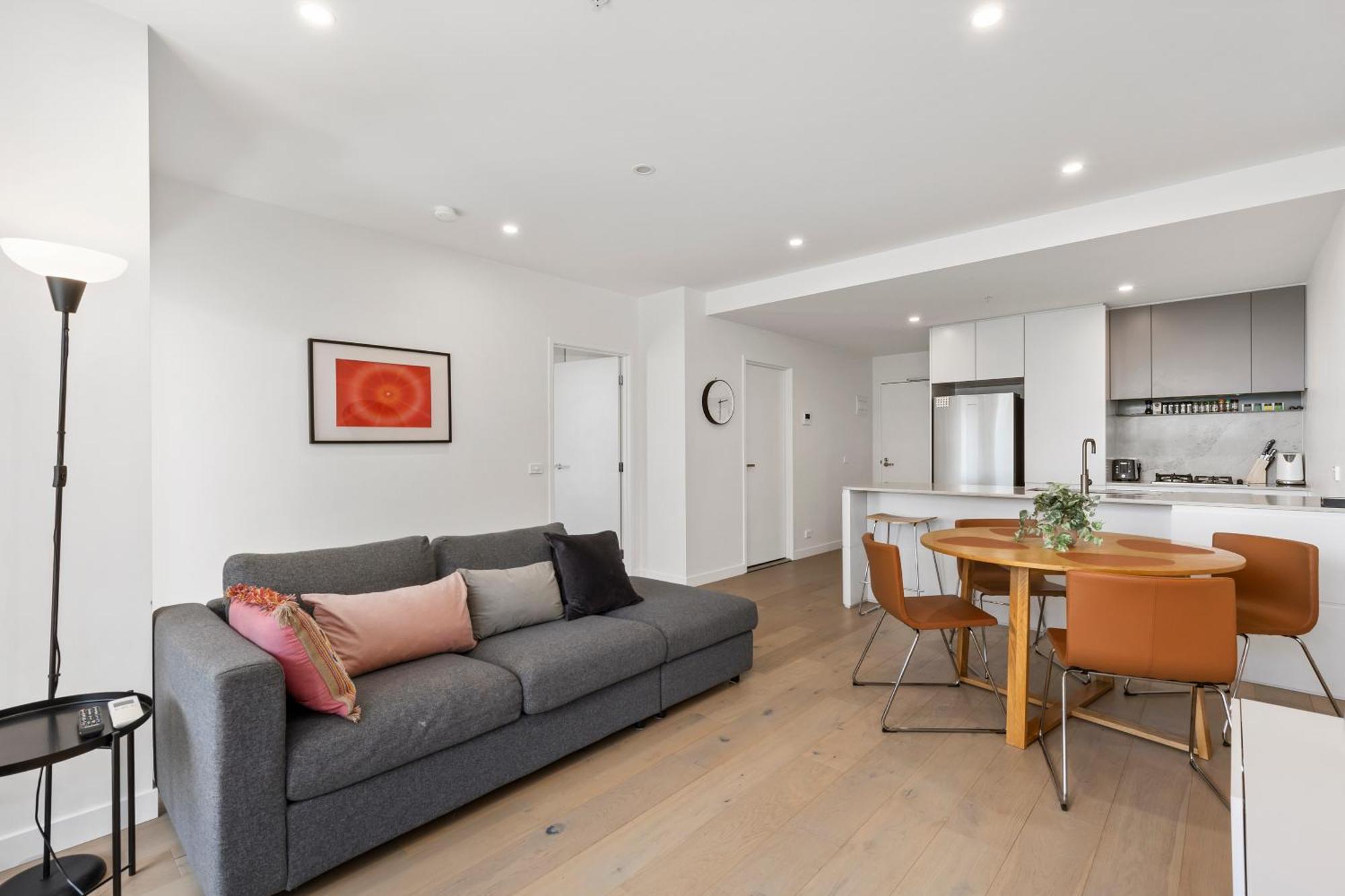 Apartment Spacious & Bright Near Major Hospital Precinct *