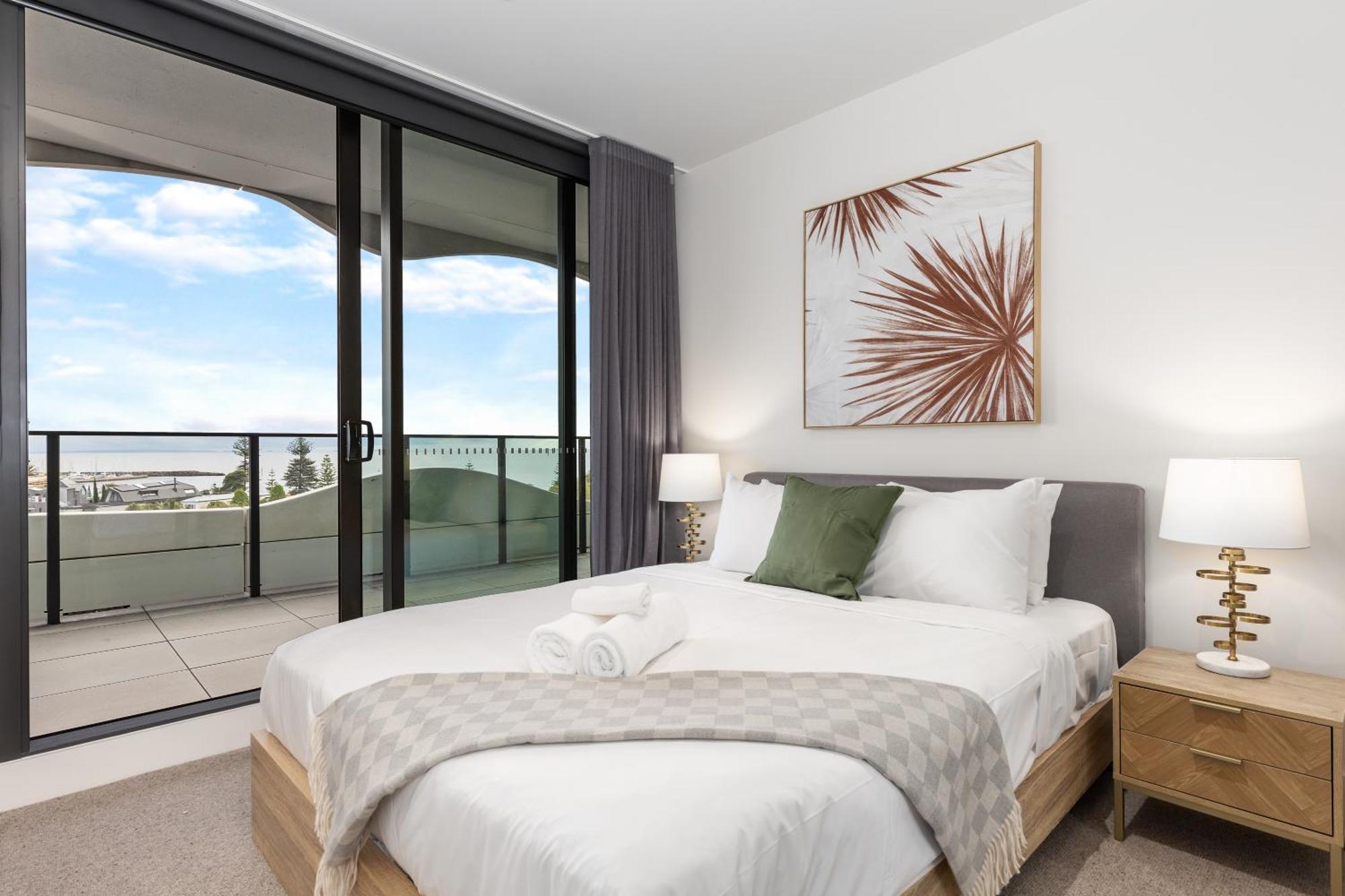 Sea View 2br W Rooftop Pool In Melb! Melbourne