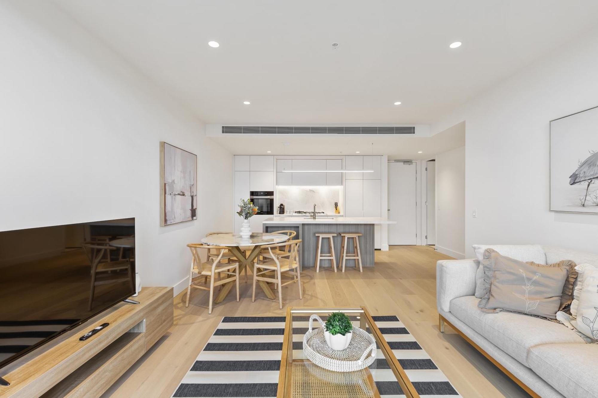 Sea View 2br W Rooftop Pool In Melb! Apartment