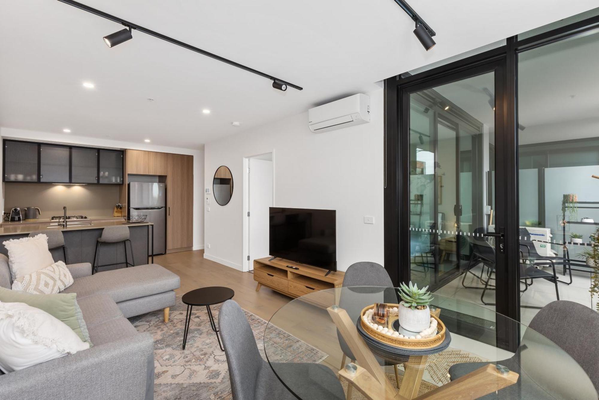 Bright And Modern 1br With Balcony And Car Park * Melbourne