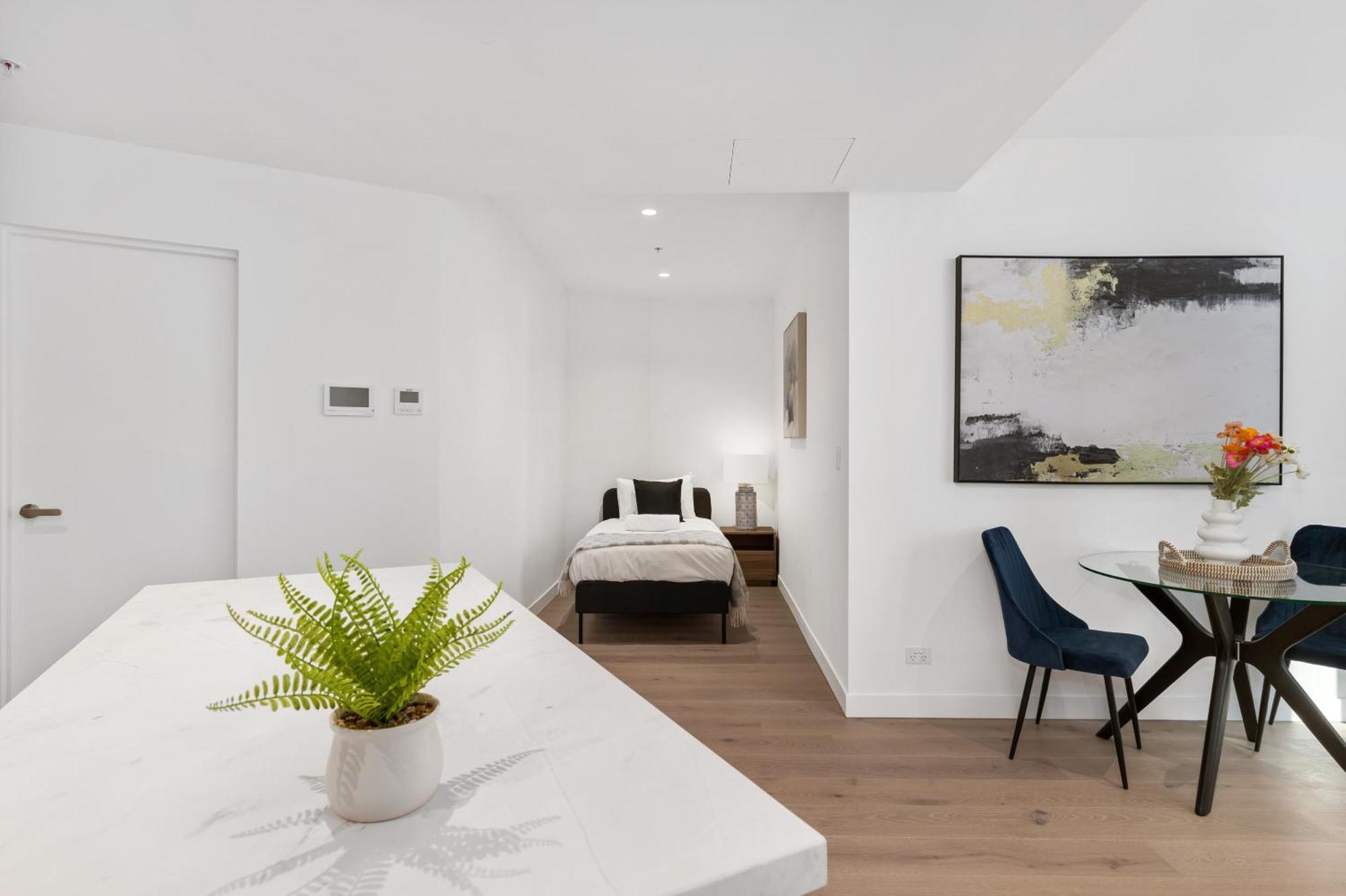 Apartment Brand New In West Side Place Location Melbourne