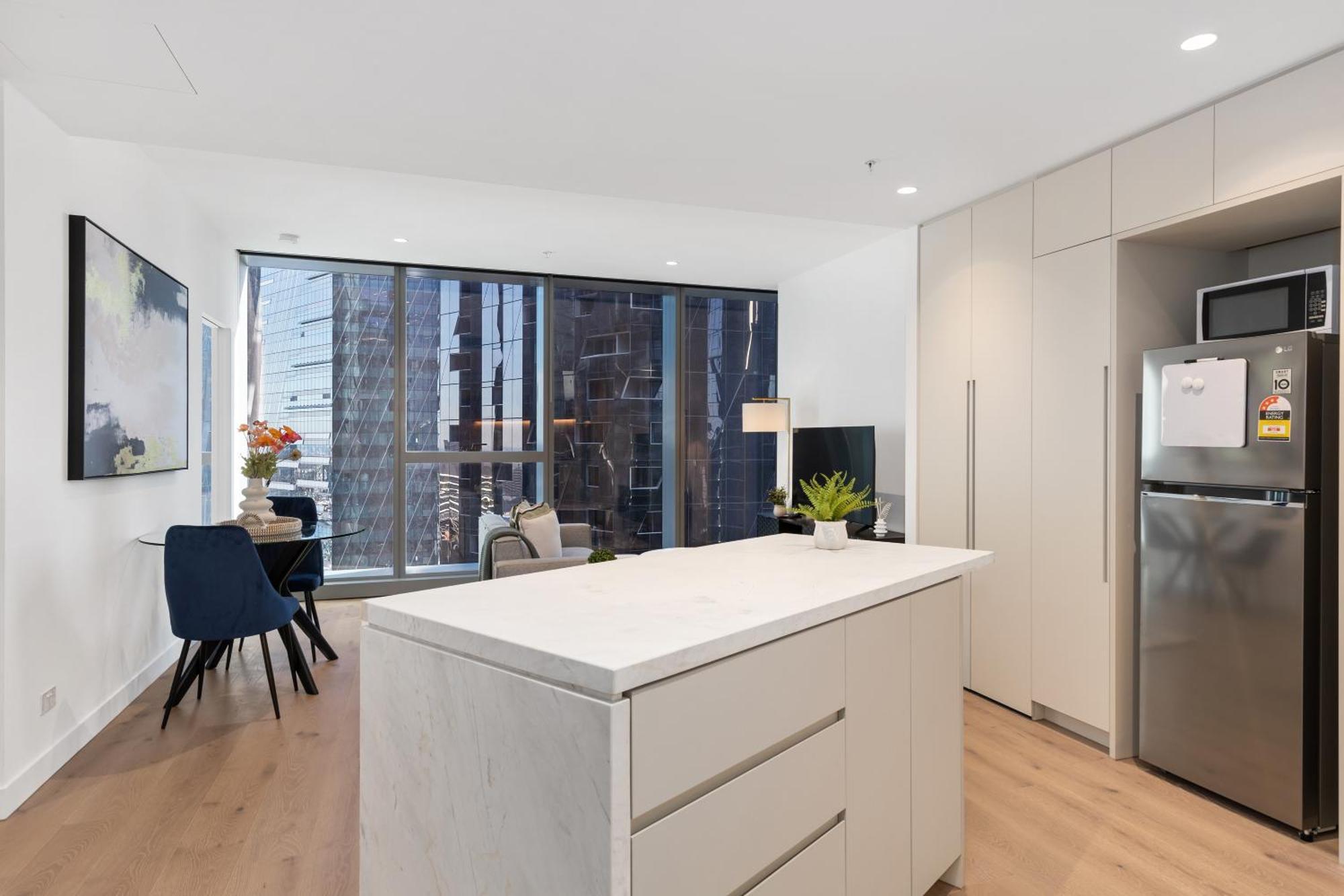 Apartment Brand New In West Side Place Location