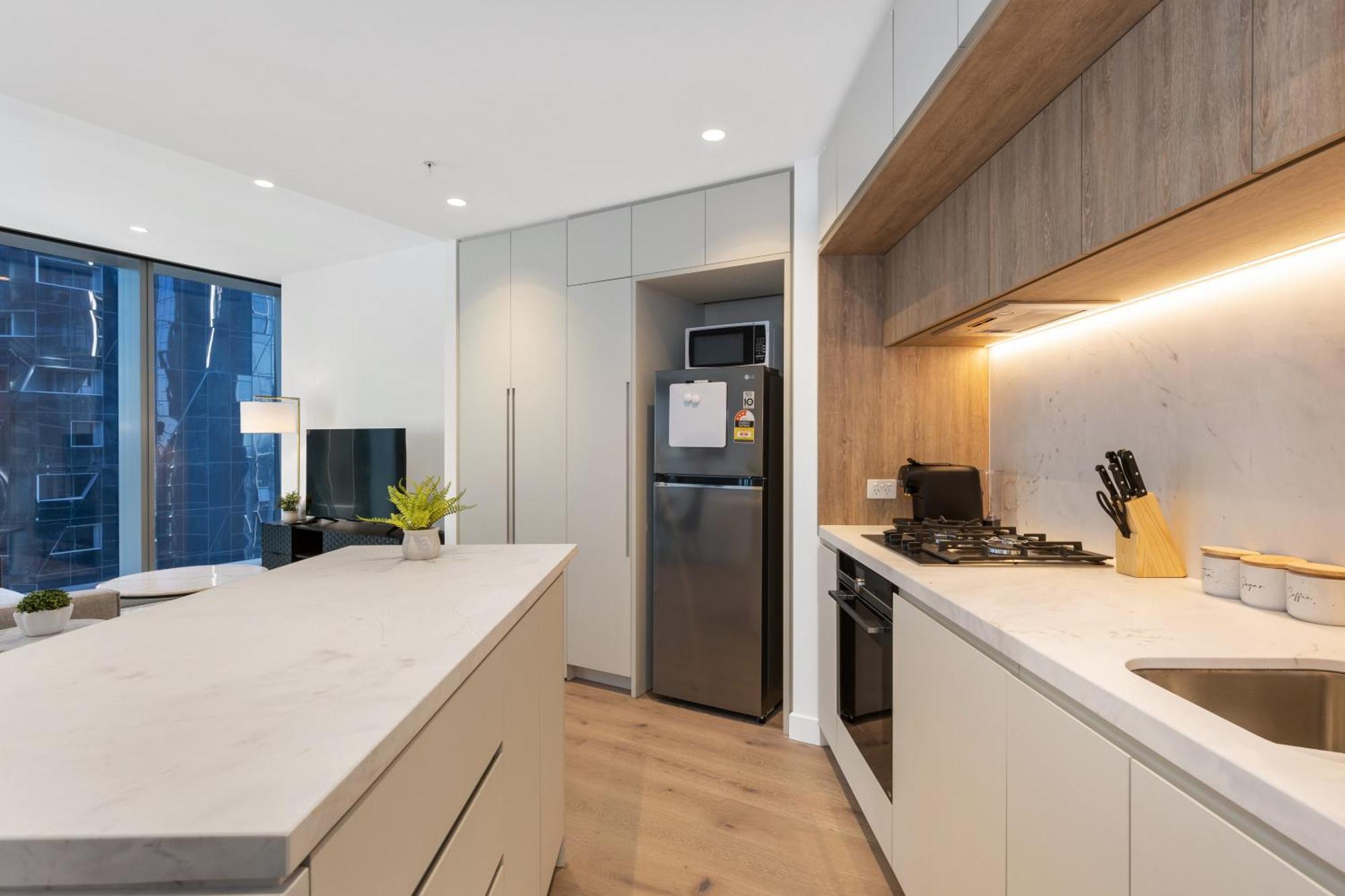 Apartment Brand New In West Side Place Location *
