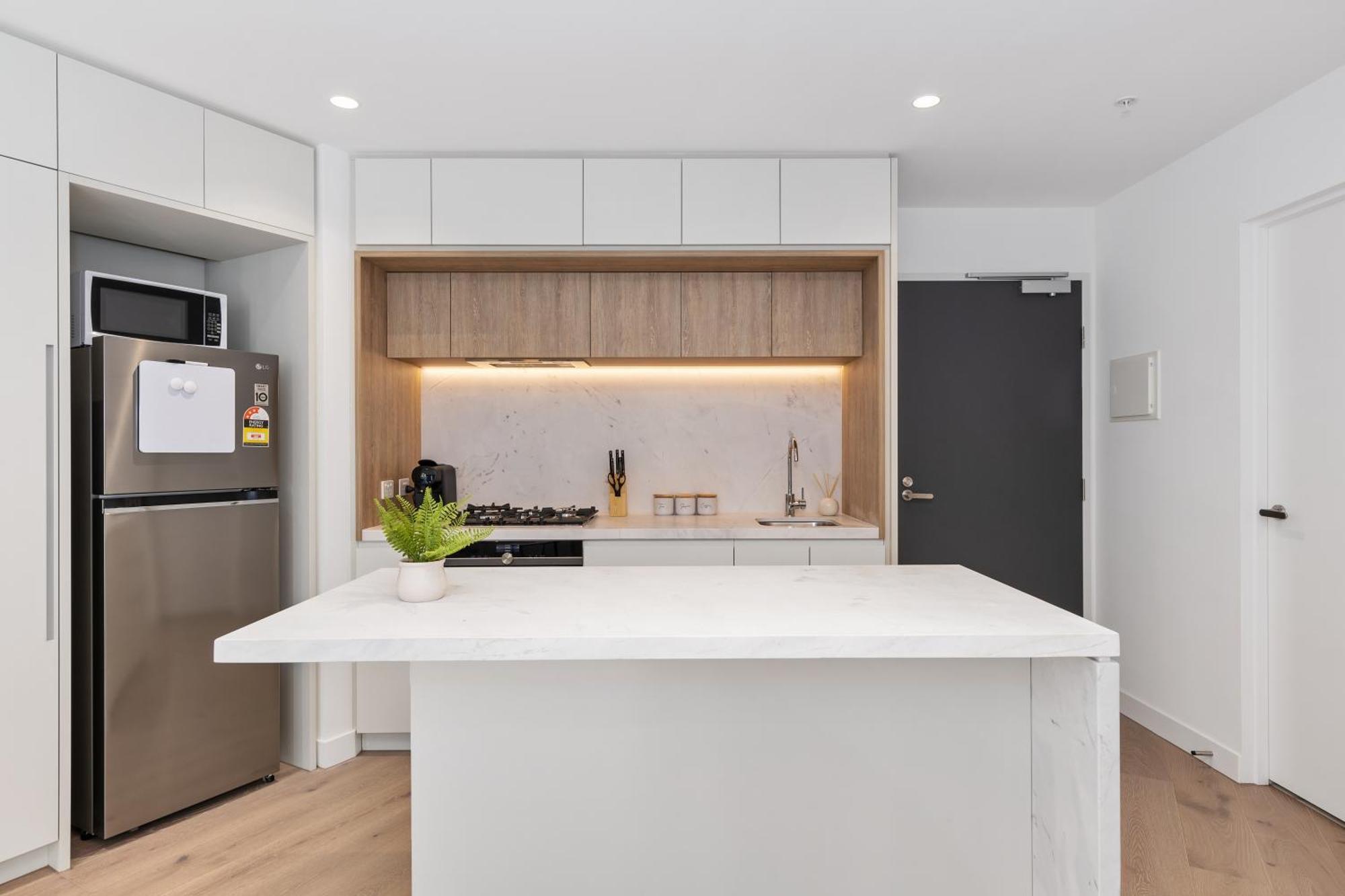 Brand New In West Side Place Location Apartment Melbourne