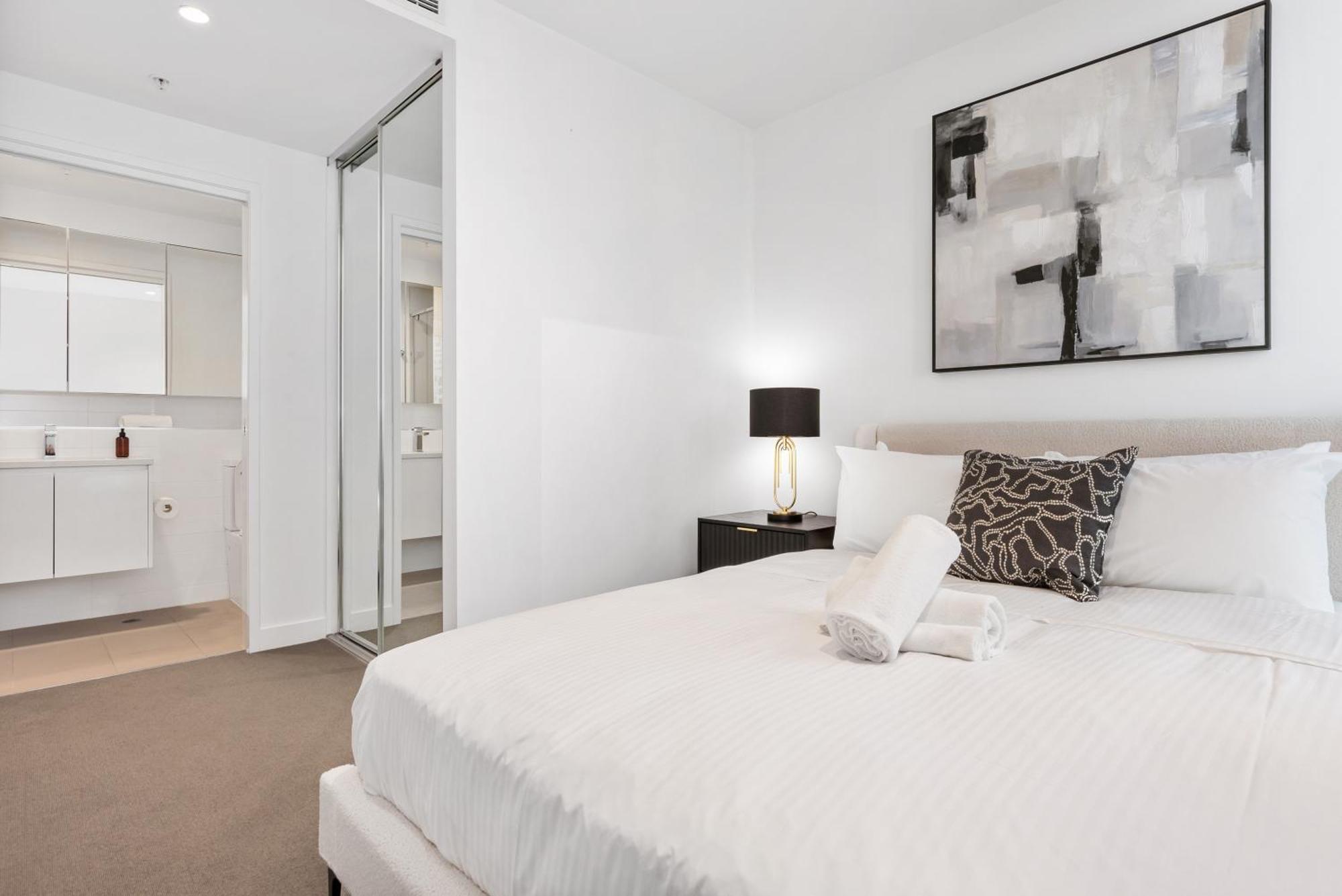 Southbank 2br W Stunning Views And Balcony Apartment