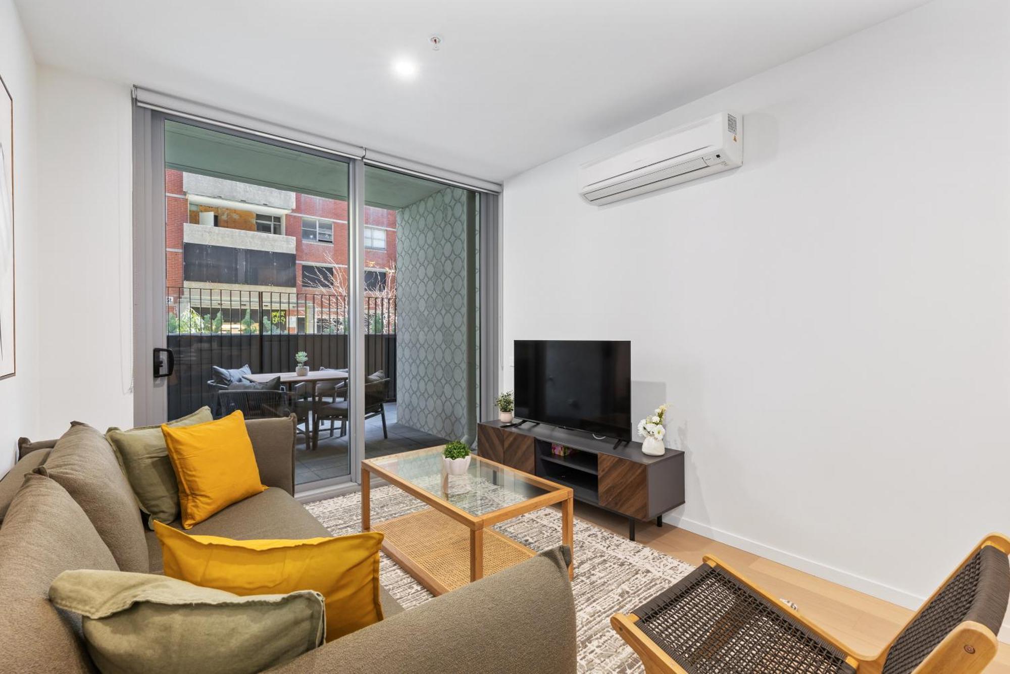 Apartment Stylish 1br In Trendy Area W Big Balcony & Parking