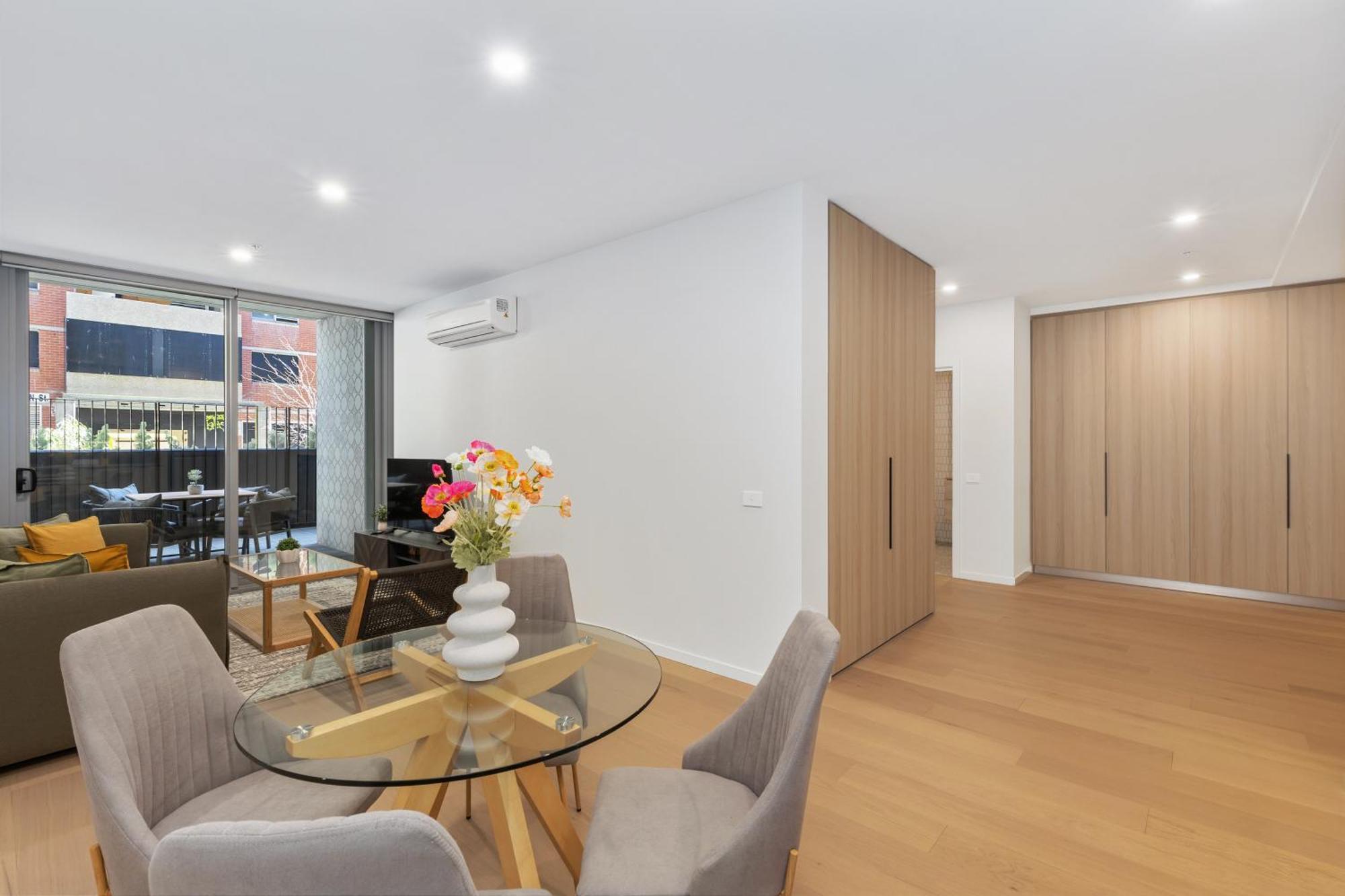 Apartment Stylish 1br In Trendy Area W Big Balcony & Parking Melbourne