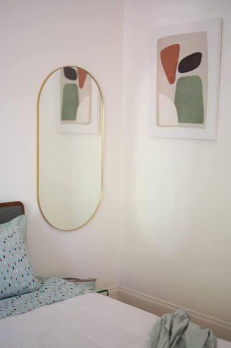 Spacious Light-filled 3bd Sanctuary In Northcote Holiday home Melbourne