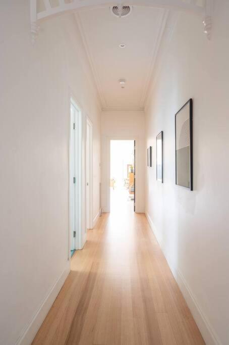 Spacious Light-filled 3bd Sanctuary In Northcote Holiday home