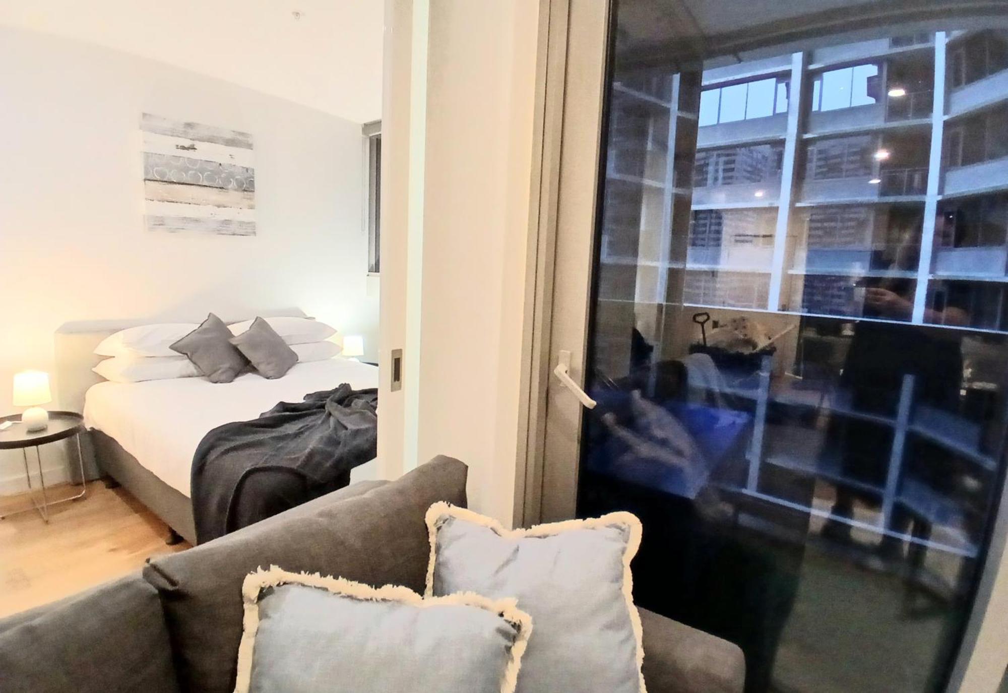 Readyset On Rose Lane Apartment