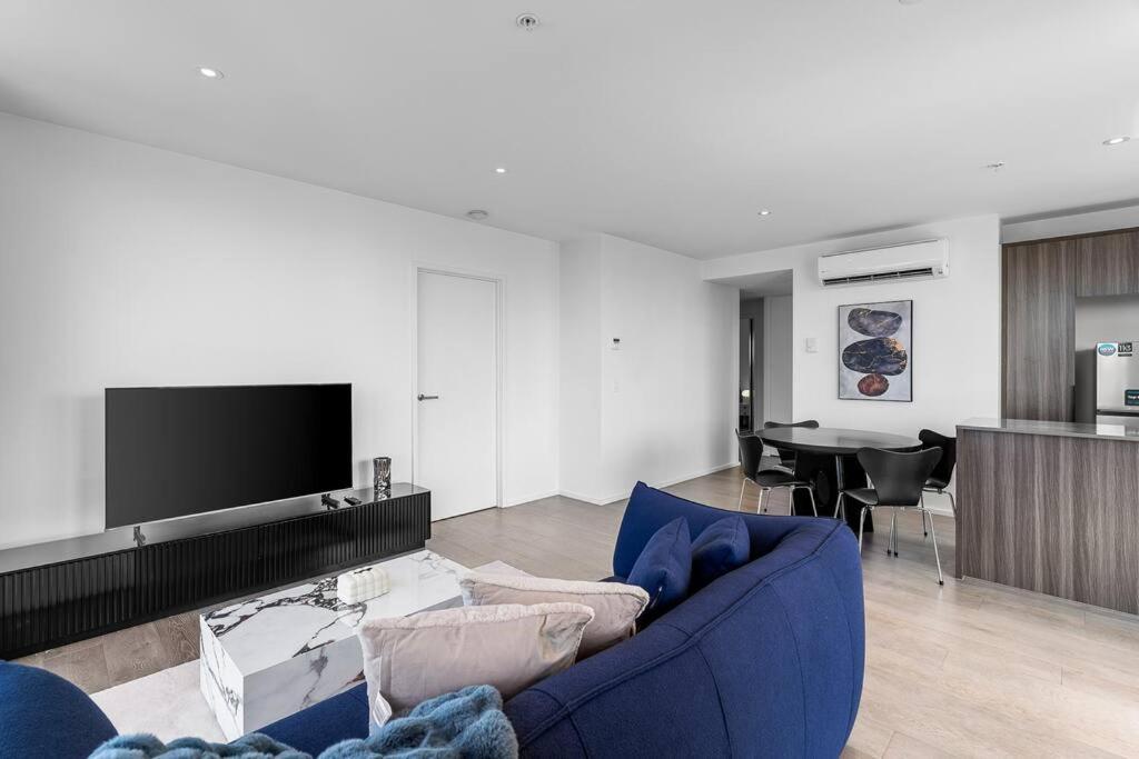 Modern & Magnificent-harbor Views 3b2b2car Parks *