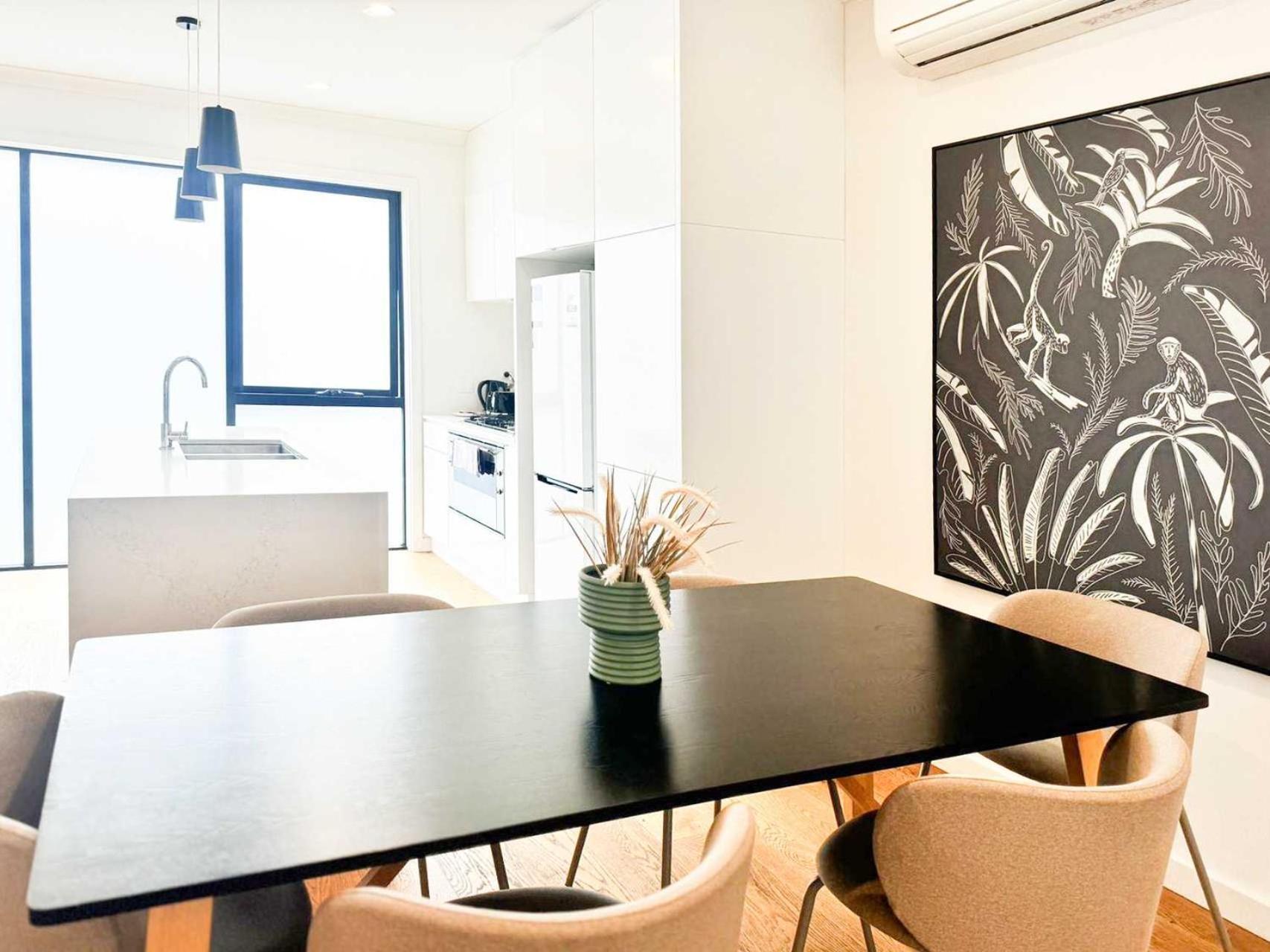 3br Townhouse Cbd Parking