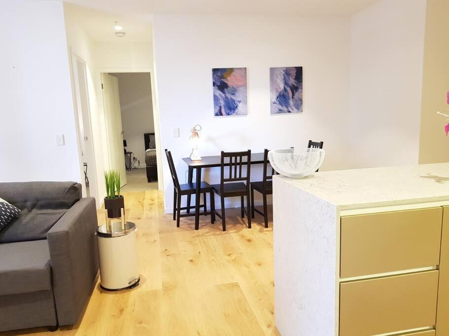 Spectacular Melbcbd 3br2bth Freeparking Sthrncrs *