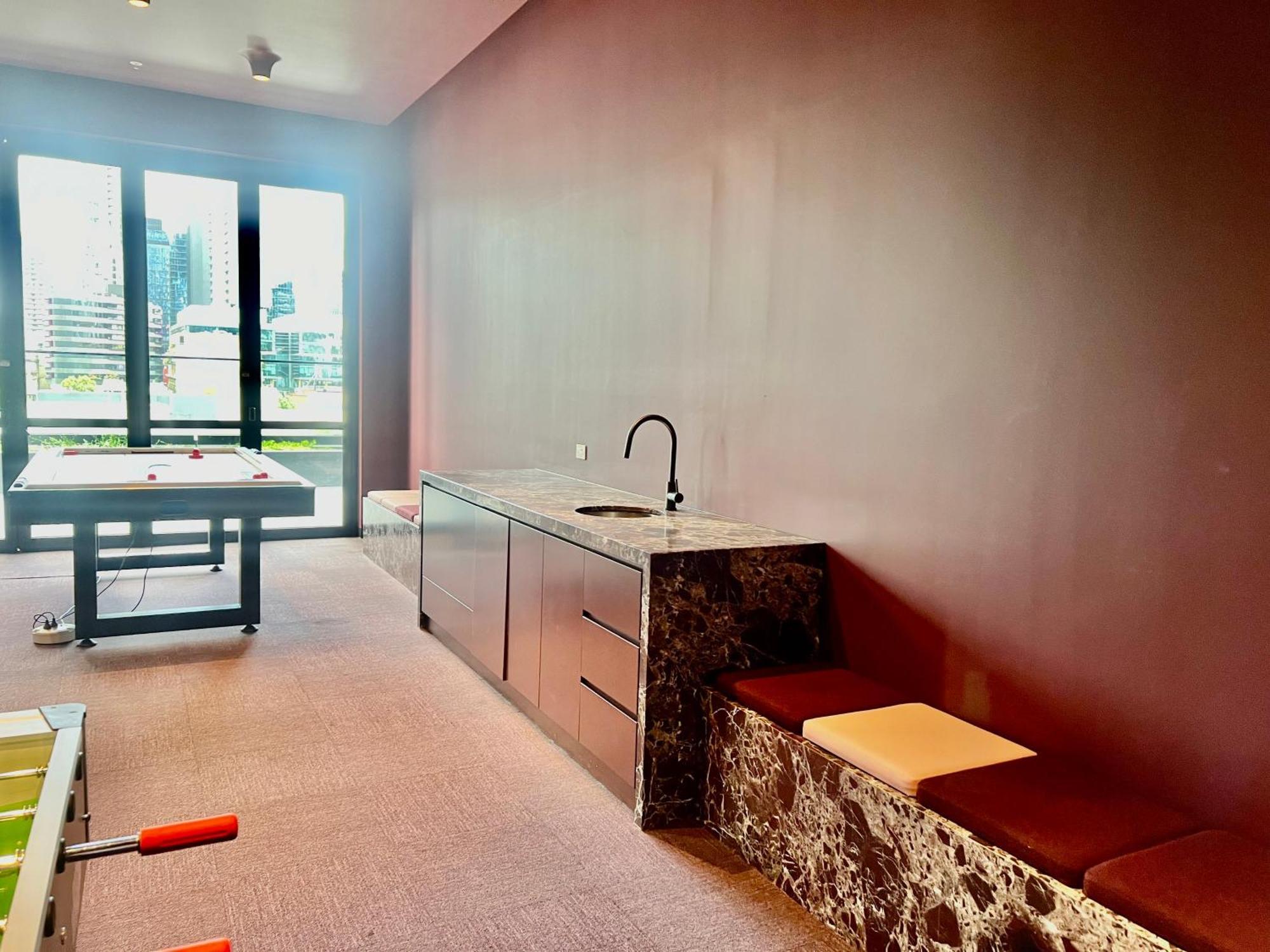 Central 3-bedroom 2 Bathroom 5 Beds