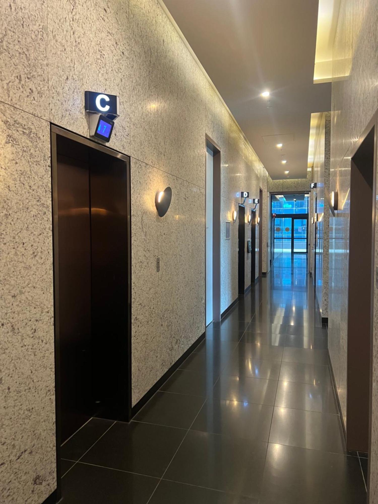 Central 3-bedroom 2 Bathroom 5 Beds * Melbourne