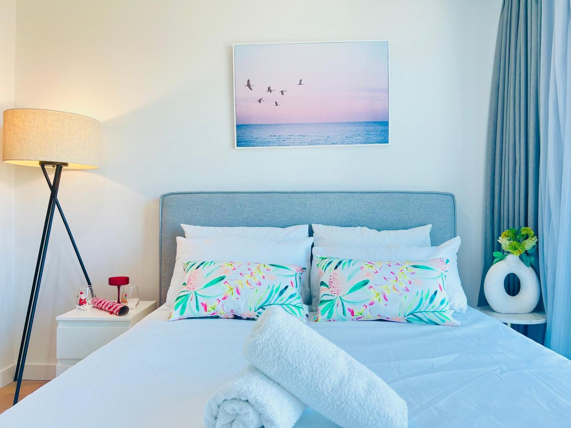Apartment Central 3-bedroom 2 Bathroom 5 Beds Melbourne