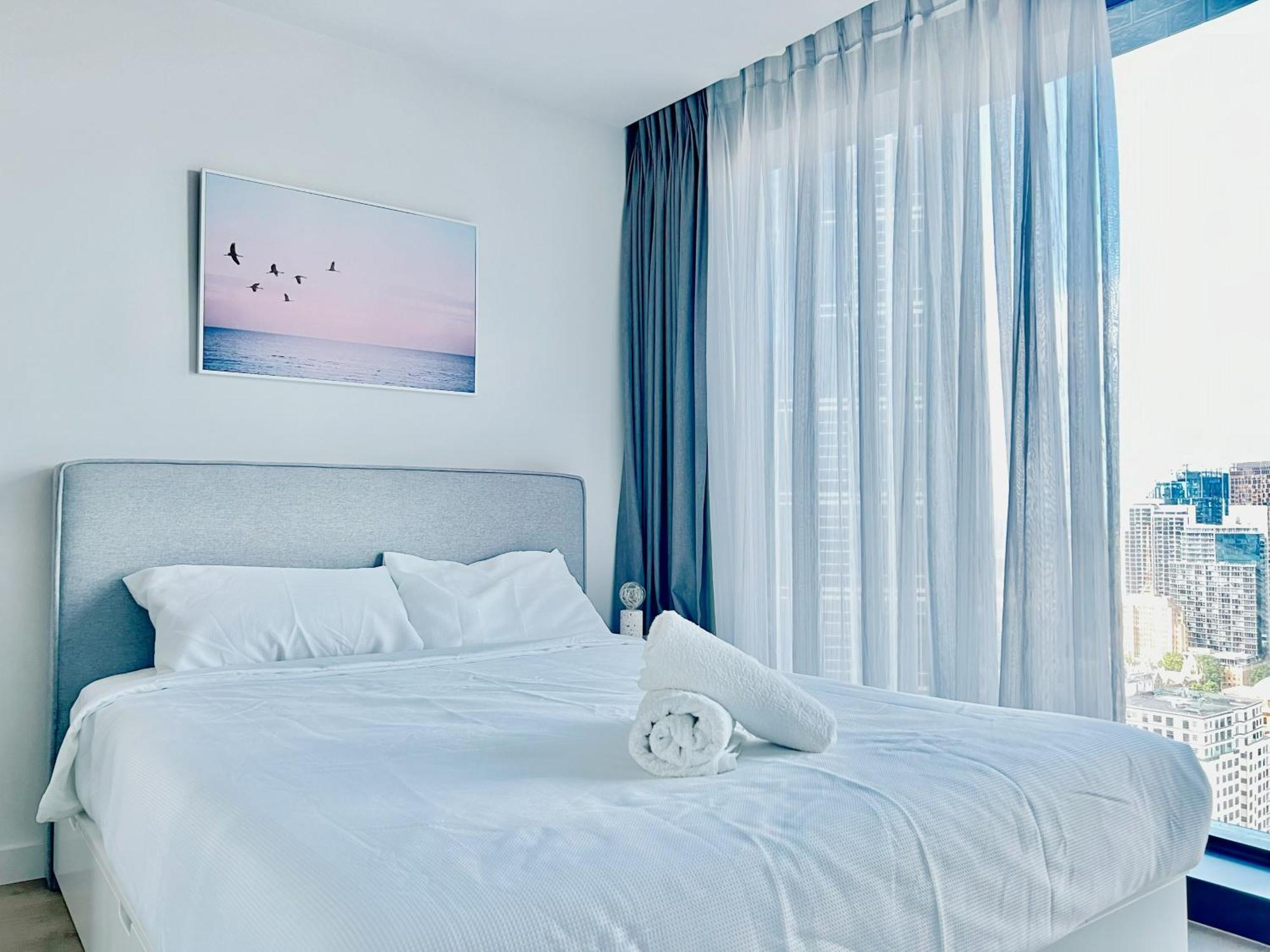 Central 3-bedroom 2 Bathroom 5 Beds * Melbourne