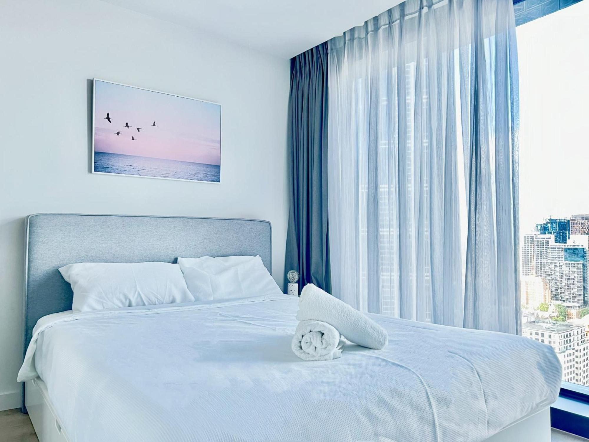 Central 3-bedroom 2 Bathroom 5 Beds * Melbourne