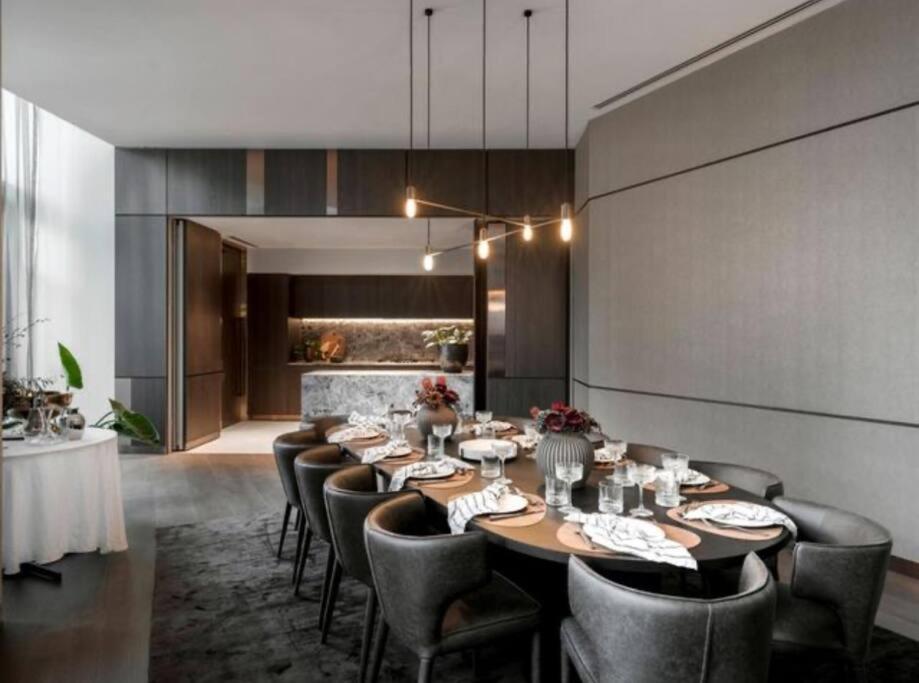 Royal Executive Living Corporate Sky Residence West Side Place Apartment Melbourne