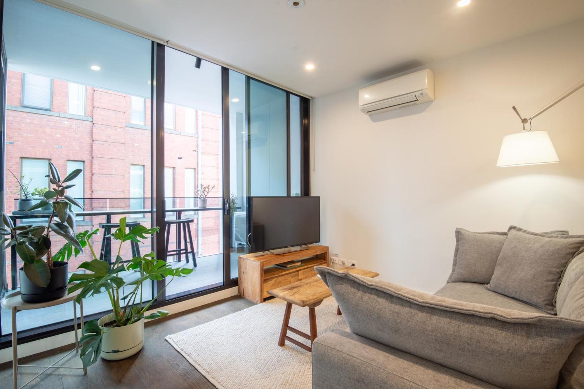 Cozy 1bd In The Heart Of Collingwood Apartment