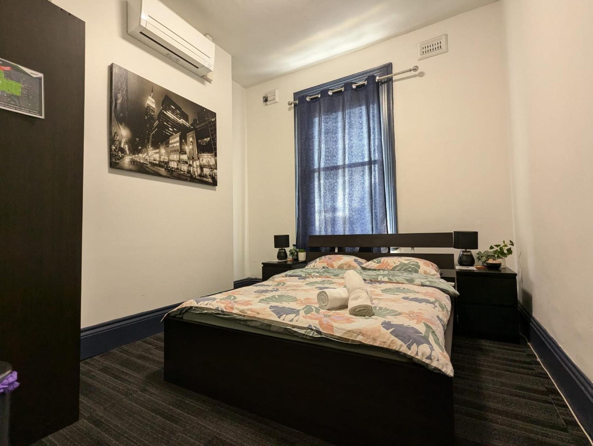 Queen Victoria Hostel Melbourne
