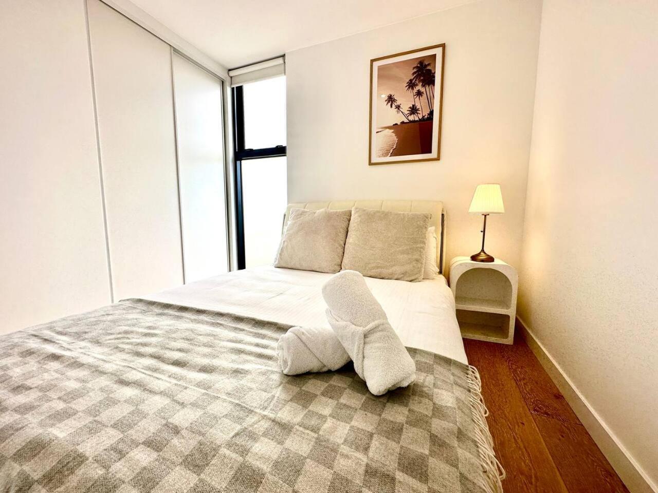 Apartment The Leafy Cozy 2br Getaway Melbourne