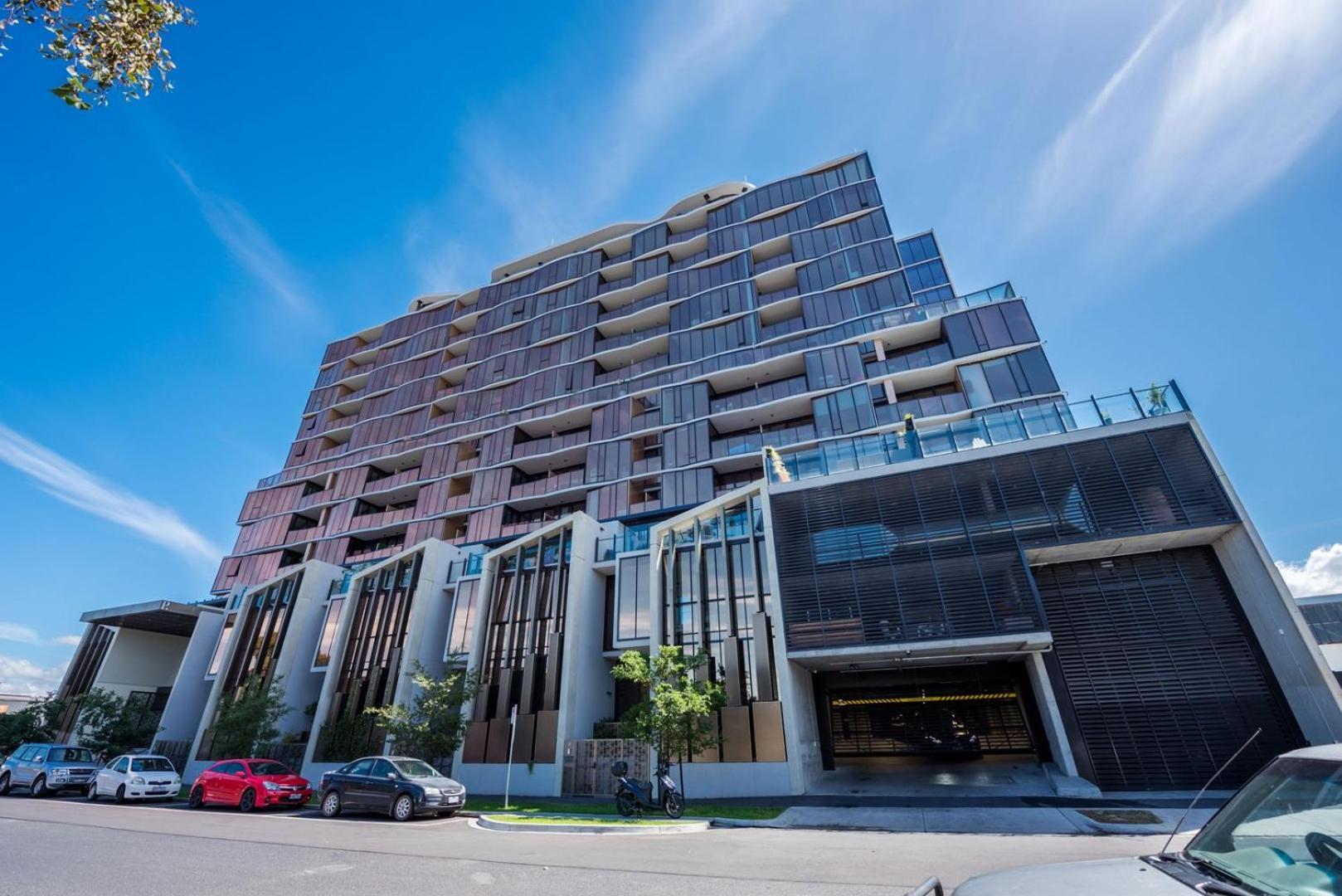 Apartment Gorgeous 3br W Stunning Bay Views And 2 Car Park Melbourne
