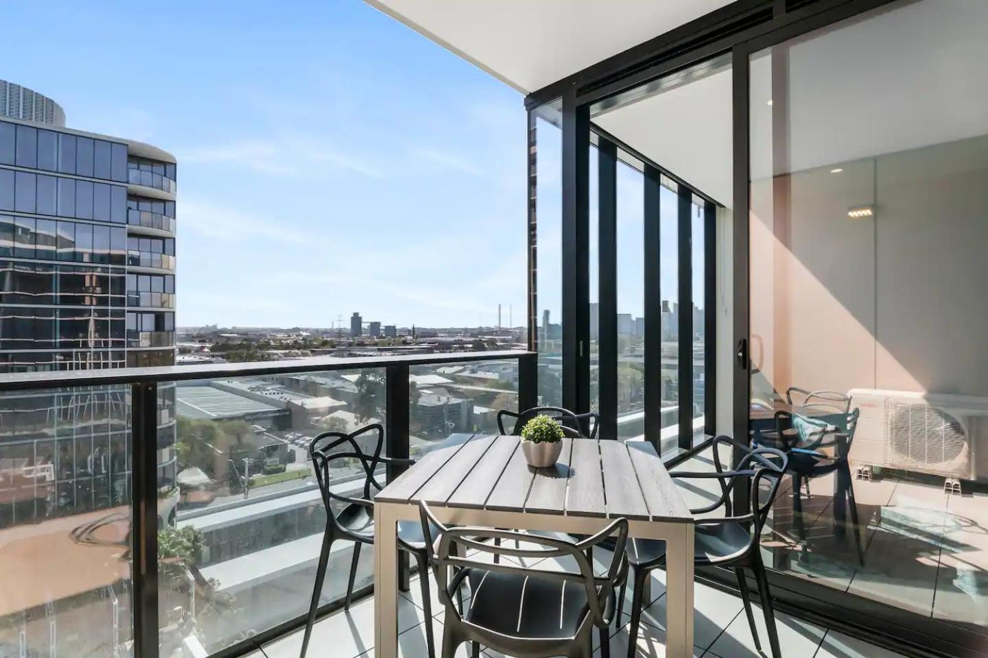 Gorgeous 3br W Stunning Bay Views And 2 Car Park * Melbourne