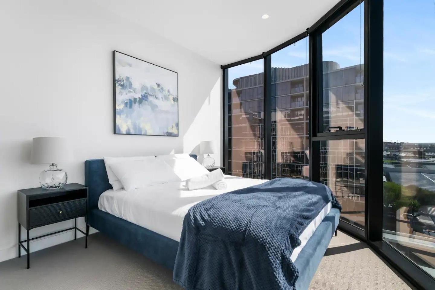 Apartment Gorgeous 3br W Stunning Bay Views And 2 Car Park Melbourne