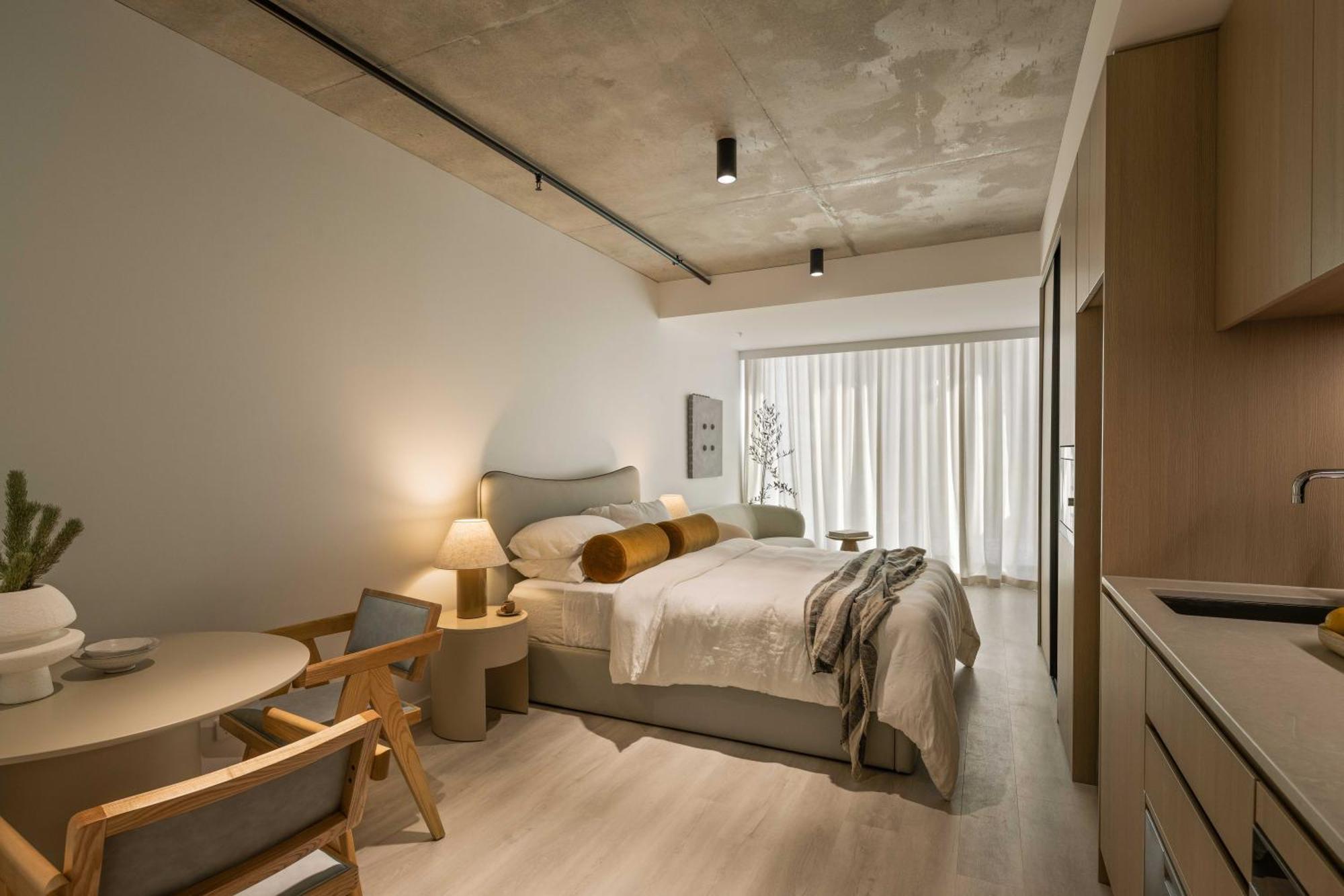 Dodds Street Apartment