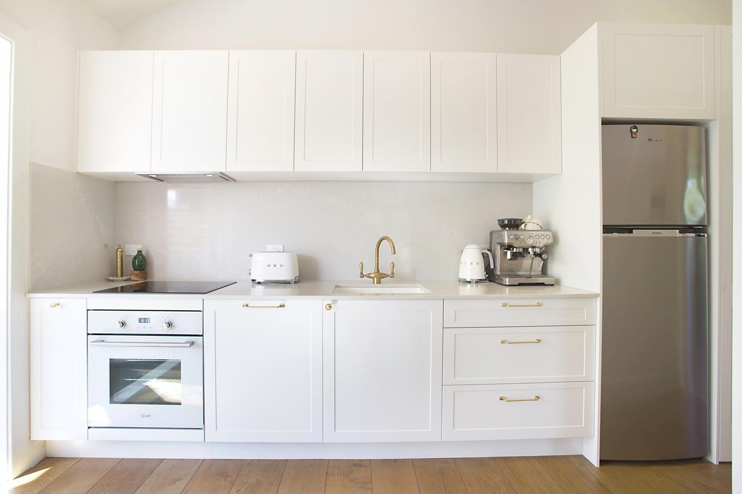 Chic Elwood Escape By Ready Set *