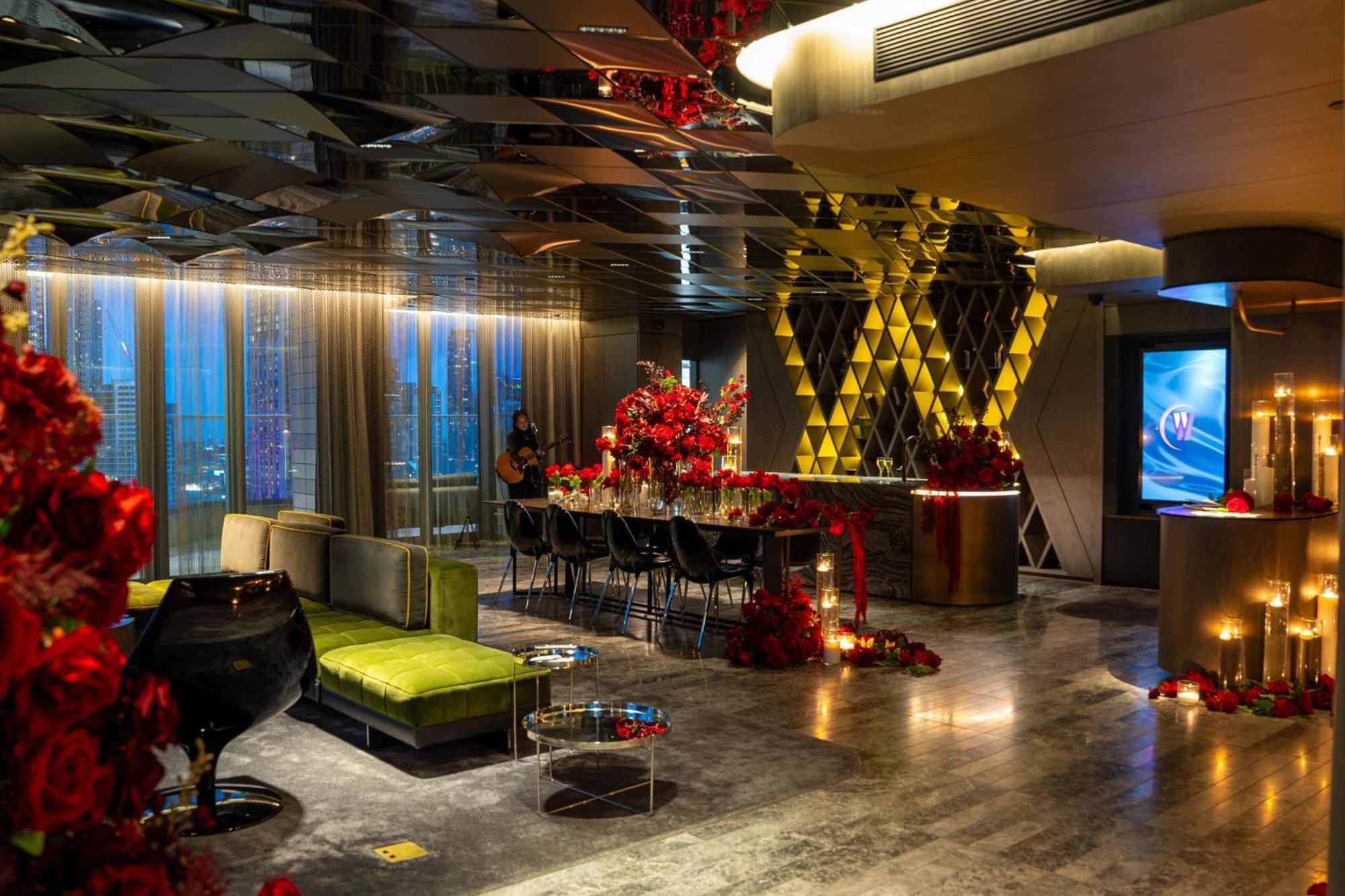W Hotel 5*
