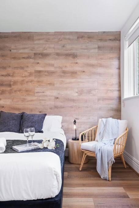 Cozy 1 Bedroom - Caulfield Park *
