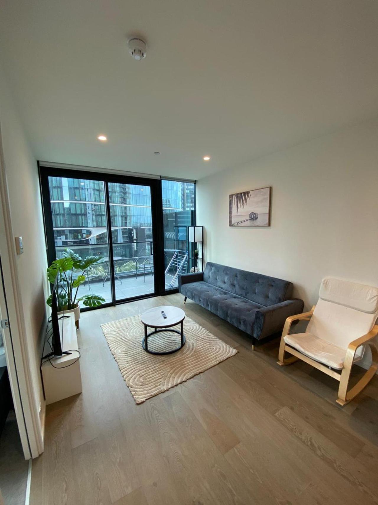 Style Featuring Luxury Facilities - Sleeps 5 Apartment Melbourne