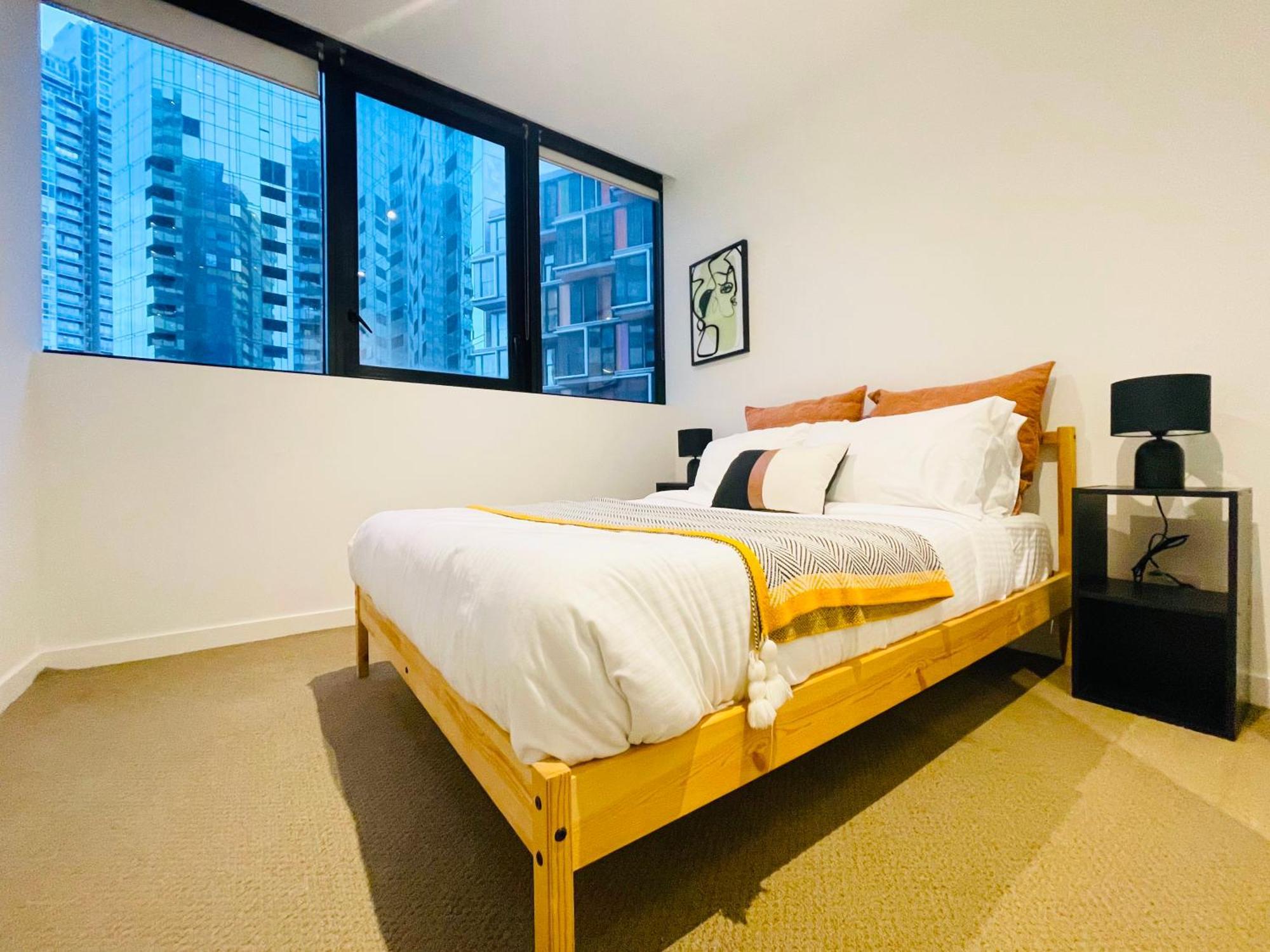 Mega Style Swanston Square * Melbourne