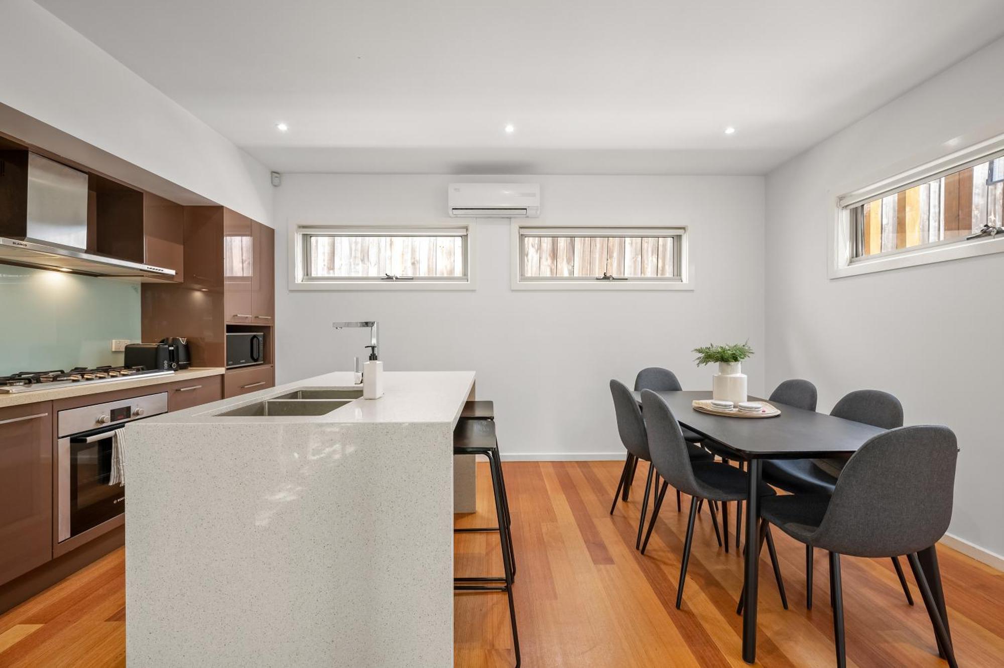 Relaxing Getaway Oasis With Patio In Charming Kew * Melbourne