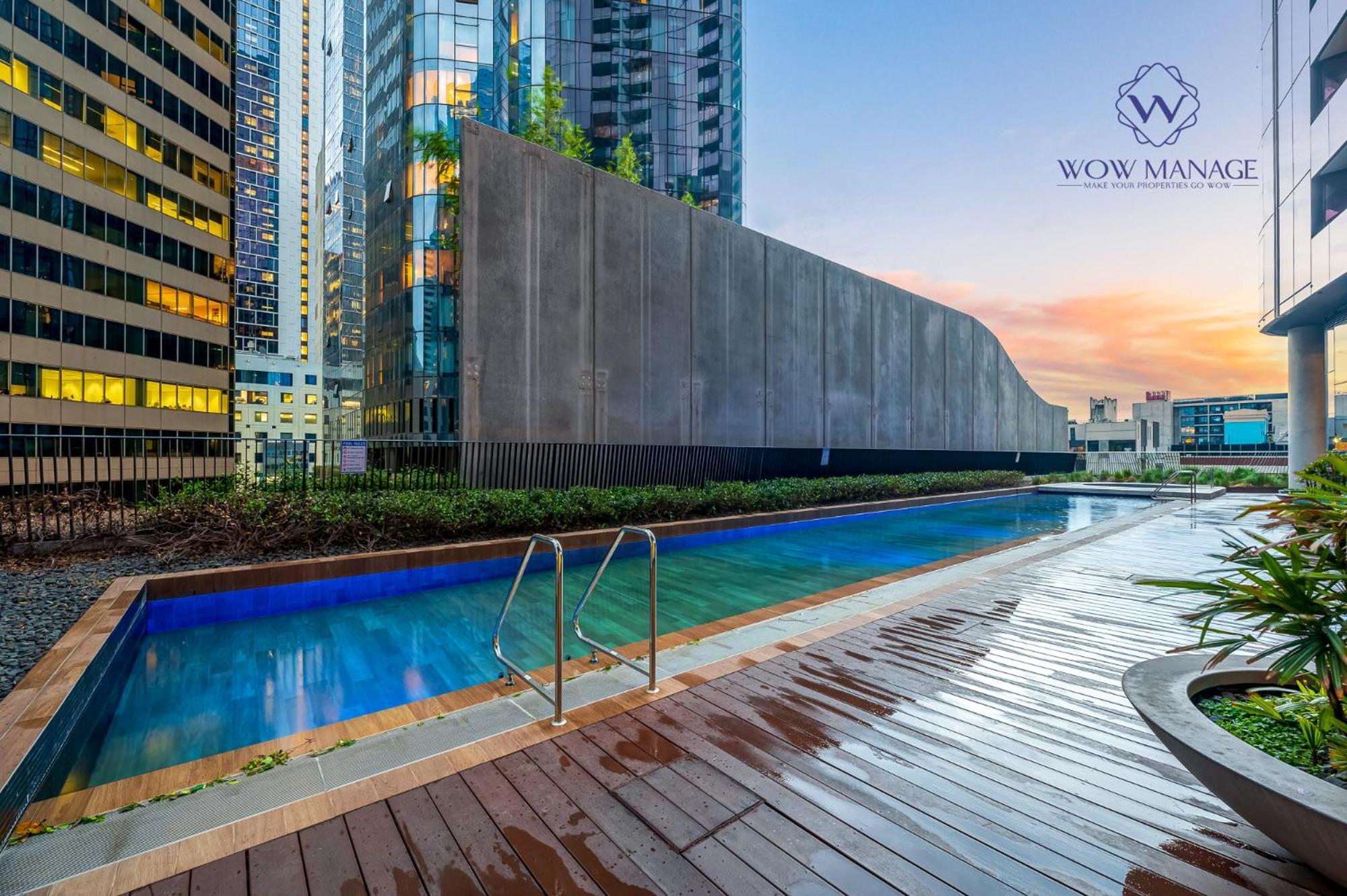 Wow On Eq Tower Apartment Melbourne