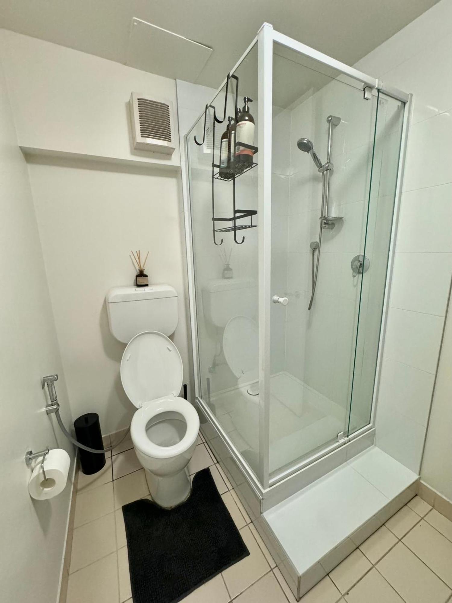 Modern In Prahran Apartment Melbourne