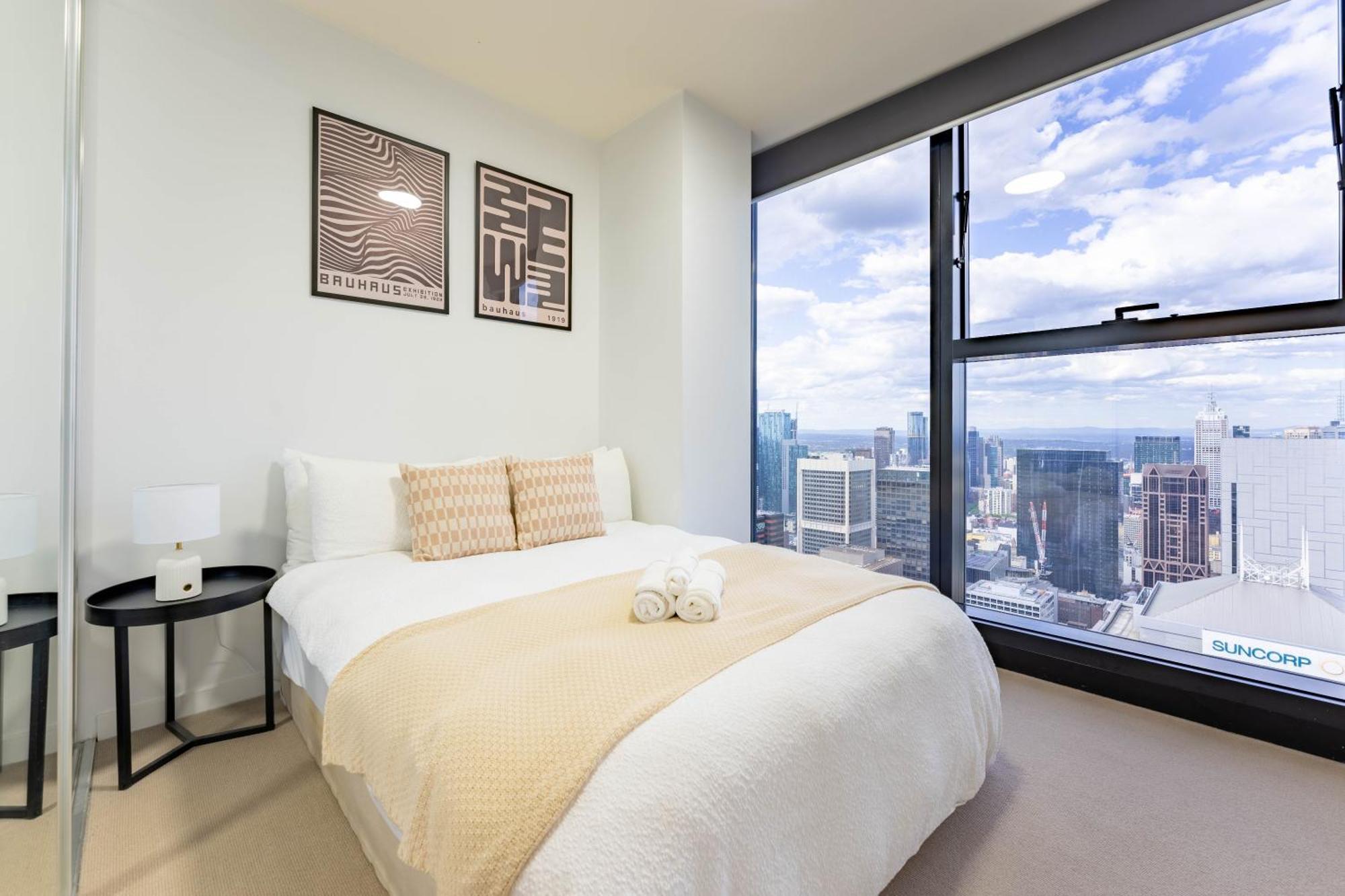 Luxury Collins St Apartment- 2br W Balcony- High Floor Melbourne
