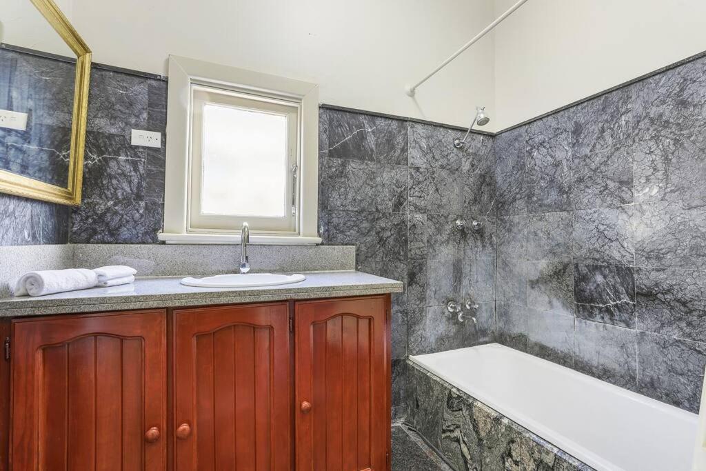 Holiday home Spacious Urban Delight In Coburg Melbourne